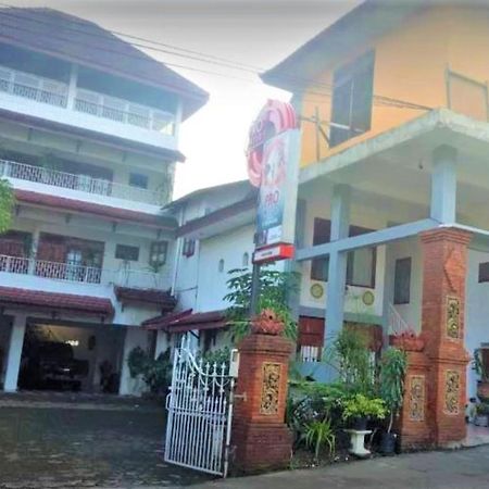 Wisma&Kantin Amanda Mojokerto Bagian luar foto