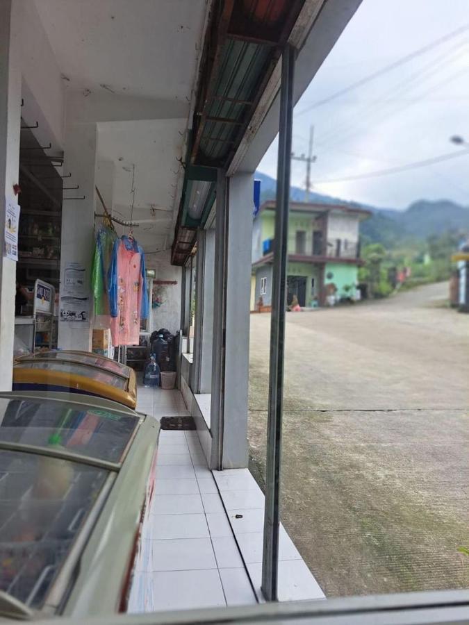 Wisma&Kantin Amanda Mojokerto Bagian luar foto